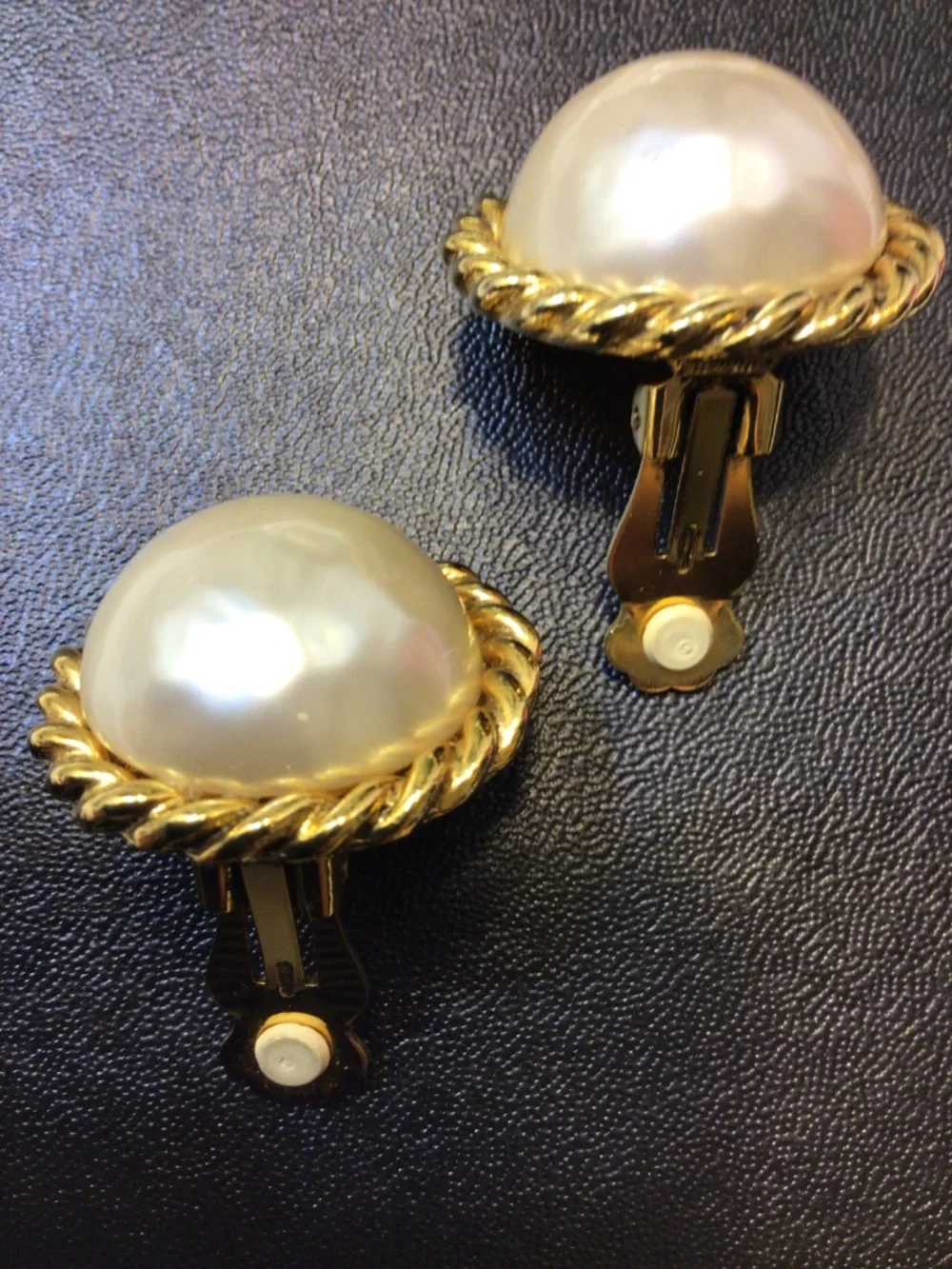 Carolee Signed DESIGNER CLIP-ON Faux Pearl Gold Tone Clip-on Earrings